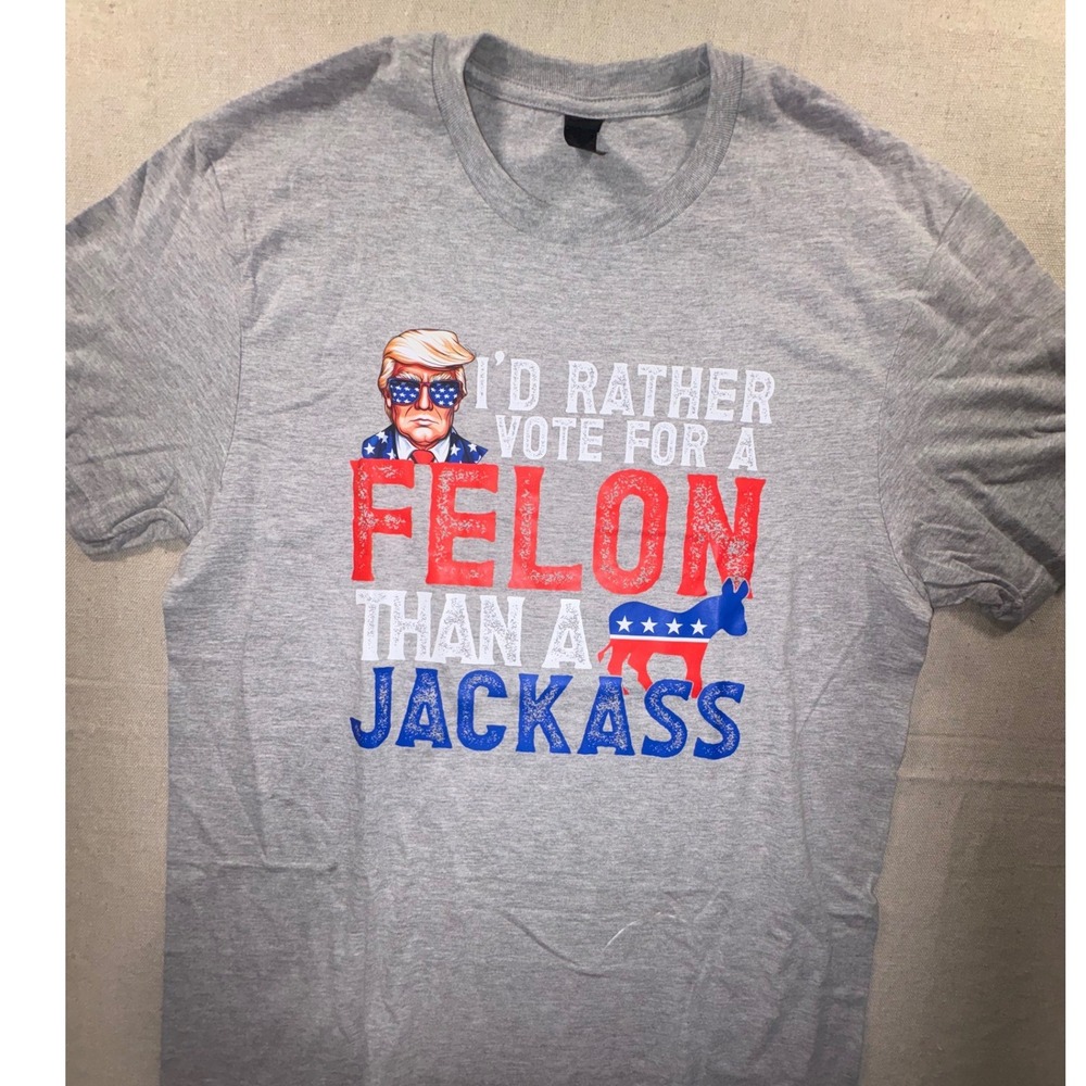 Gildan Softstyle Trump Vote For A Felon Graphic T-Shirt Grey Mens Medium M-268